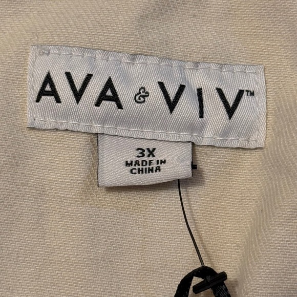 Size 3X AVA & VIV Womens Shirt Jacket Cream Button Front Long Sleeve - Picture 3 of 7